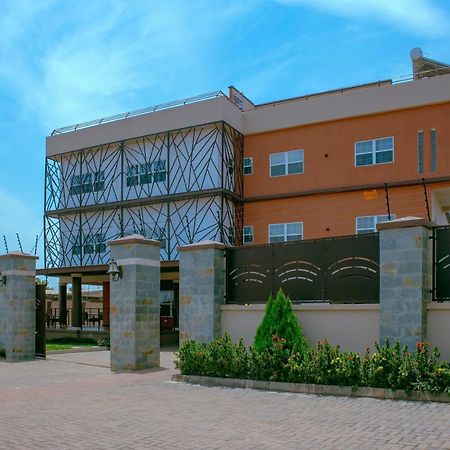 Frederick'S Lodge Kumasi Exterior photo